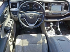 Used 2016 Toyota Highlander Hybrid 4d SUV AWD Limited Platinum at Joshua Motor Company near Pennsauken, NJ