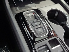 Used 2025  Honda Pilot Elite AWD at Joshua Motor Company near Pennsauken&comma; NJ