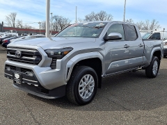 Used 2024  Toyota Tacoma 4WD SR5 Double Cab 6ft Bed AT at Joshua Motor Company near Pennsauken&comma; NJ