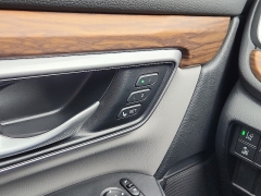 Used 2017  Honda CR-V 4d SUV AWD EX-L Navigation at Joshua Motor Company near Pennsauken&comma; NJ