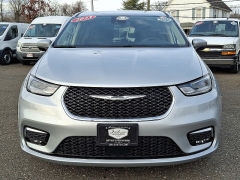 Used 2023  Chrysler Pacifica Touring L FWD at Joshua Motor Company near Pennsauken&comma; NJ