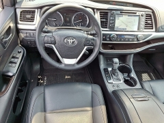 Used 2019 Toyota Highlander 4d SUV AWD XLE at Joshua Motor Company near Pennsauken, NJ