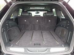 Used 2017  Jeep Grand Cherokee 4d SUV 4WD Overland at Joshua Motor Company near Pennsauken&comma; NJ