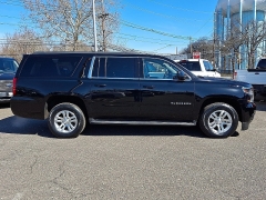 Used 2020  Chevrolet Suburban 4d SUV 4WD LT at Joshua Motor Company near Pennsauken&comma; NJ