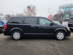 Used 2019  Dodge Grand Caravan SE Wagon at Joshua Motor Company near Pennsauken&comma; NJ