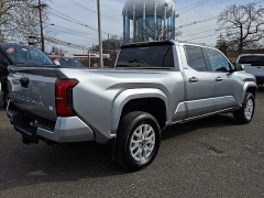 Used 2024  Toyota Tacoma 4WD SR5 Double Cab 6ft Bed AT at Joshua Motor Company near Pennsauken&comma; NJ