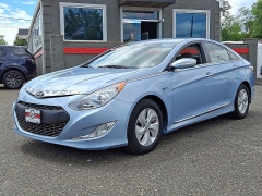 Used 2014 Hyundai Sonata Hybrid 4dr Sdn at Joshua Motor Company near Pennsauken, NJ