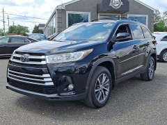 Used 2019 Toyota Highlander 4d SUV AWD XLE at Joshua Motor Company near Pennsauken, NJ