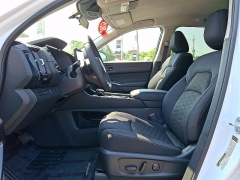 Used 2025  Nissan Pathfinder SV 4WD at Joshua Motor Company near Pennsauken&comma; NJ