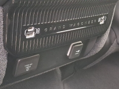 Used 2024  Jeep Grand Wagoneer L Series II 4x4 at Joshua Motor Company near Pennsauken&comma; NJ