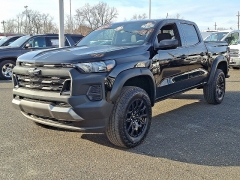 Used 2024  Chevrolet Colorado 4WD Crew Cab Trail Boss at Joshua Motor Company near Pennsauken&comma; NJ