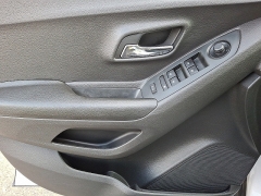 Used 2020  Chevrolet Trax 4d SUV FWD LT at Joshua Motor Company near Pennsauken&comma; NJ