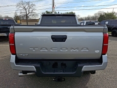 Used 2024  Toyota Tacoma 4WD SR5 Double Cab 6ft Bed AT at Joshua Motor Company near Pennsauken&comma; NJ
