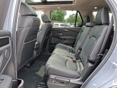 Used 2025  Honda Pilot Elite AWD at Joshua Motor Company near Pennsauken&comma; NJ