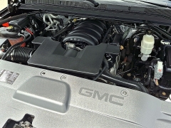 Used 2017  GMC Yukon 4d SUV 4WD Denali at Joshua Motor Company near Pennsauken&comma; NJ