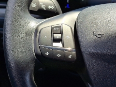 Used 2025  Ford Maverick XL AWD SuperCrew Hybrid at Joshua Motor Company near Pennsauken&comma; NJ