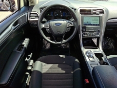 Used 2020  Ford Fusion Hybrid 4d Sedan FWD SE at Joshua Motor Company near Pennsauken&comma; NJ