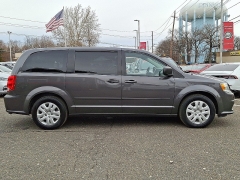 Used 2017  Dodge Grand Caravan 4d Wagon SE Plus at Joshua Motor Company near Pennsauken&comma; NJ