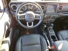 Used 2021  Jeep Gladiator Overland 4x4 at Joshua Motor Company near Pennsauken, NJ