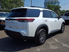 Used 2025  Nissan Pathfinder SV 4WD at Joshua Motor Company near Pennsauken&comma; NJ