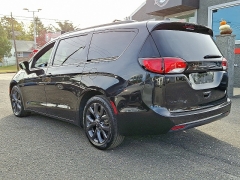 Used 2020  Chrysler Pacifica Touring L FWD at Joshua Motor Company near Pennsauken, NJ