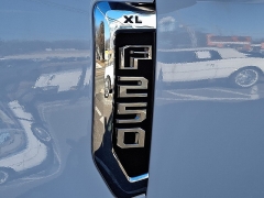 Used 2017  Ford Super Duty F-250 4WD Supercab XL at Joshua Motor Company near Pennsauken&comma; NJ