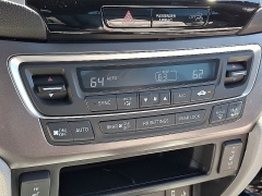 Used 2017  Honda Pilot 4d SUV AWD EX-L at Joshua Motor Company near Pennsauken&comma; NJ