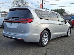 Used 2023  Chrysler Pacifica Touring L FWD at Joshua Motor Company near Pennsauken&comma; NJ