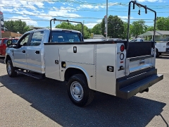 Used 2017  Ford Super Duty F-350 SRW 4WD Crew Cab 8' Box at Joshua Motor Company near Pennsauken&comma; NJ