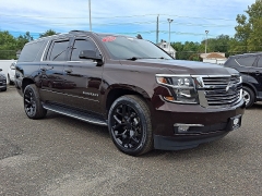 Used 2020  Chevrolet Suburban 4d SUV 4WD Premier at Joshua Motor Company near Pennsauken&comma; NJ