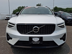 Used 2025  Volvo XC40 B5 AWD Plus Dark Theme at Joshua Motor Company near Pennsauken&comma; NJ