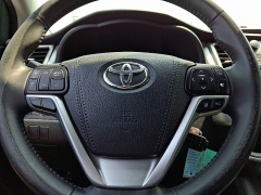 Used 2017 Toyota Highlander 4d SUV AWD LE Plus at Joshua Motor Company near Pennsauken, NJ