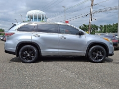 Used 2014 Toyota Highlander AWD 4dr V6 XLE (Natl) at Joshua Motor Company near Pennsauken, NJ