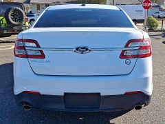 Used 2015 Ford Taurus 4d Sedan SE V6 at Joshua Motor Company near Pennsauken, NJ
