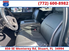 Used 2003  Chevrolet Avalanche 1500 SUV RWD at Victory Auto Store near Stuart, FL
