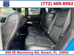 Used 2018  Jeep Cherokee Trailhawk 4x4 at Victory Auto Store near Stuart&comma; FL