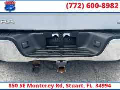 Used 2009  Toyota Tundra 4WD Truck CrewMax 5&period;7L FFV V8 6-Spd AT &lpar;Natl&rpar; at Victory Auto Store near Stuart&comma; FL