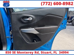 Used 2018  Jeep Cherokee Trailhawk 4x4 at Victory Auto Store near Stuart&comma; FL