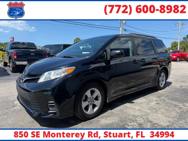 2019 Toyota Sienna LE - Photo 10