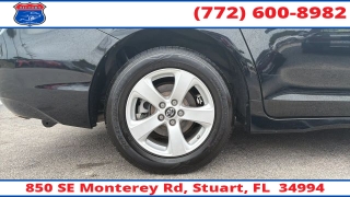 Used 2019  Toyota Sienna 4d Wagon FWD LE 7-Pass Auto Access Seat at Victory Auto Store near Stuart&comma; FL
