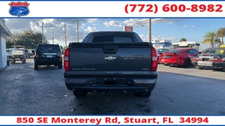 Used 2010  Chevrolet Avalanche 4d SUV 4WD LT at Victory Auto Store near Stuart&comma; FL