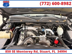 Used 2006  GMC Sierra 2500HD Crew Cab 153" WB 4WD SLE1 at Victory Auto Store near Stuart&comma; FL