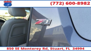 Used 2010  Chevrolet Avalanche 4d SUV 4WD LT at Victory Auto Store near Stuart&comma; FL