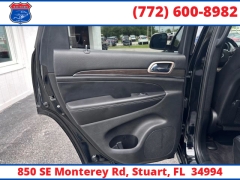Used 2017  Jeep Grand Cherokee 4d SUV 2WD Overland at Victory Auto Store near Stuart, FL