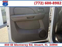 Used 2007  Chevrolet Suburban 2WD 4dr 1500 LT at Victory Auto Store near Stuart&comma; FL