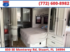 Used 2021  Ford E-Series Cutaway E-450 DRW WB at Victory Auto Store near Stuart&comma; FL