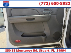 Used 2007  Chevrolet Suburban 2WD 4dr 1500 LT at Victory Auto Store near Stuart&comma; FL