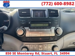 Used 2010  Toyota Highlander 4d SUV FWD Sport at Victory Auto Store near Stuart&comma; FL