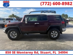 Used 2007  Toyota FJ Cruiser 4d SUV 4WD Auto at Victory Auto Store near Stuart&comma; FL