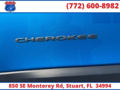 Used 2018  Jeep Cherokee 4d SUV 4WD Trailhawk V6 at Victory Auto Store near Stuart&comma; FL